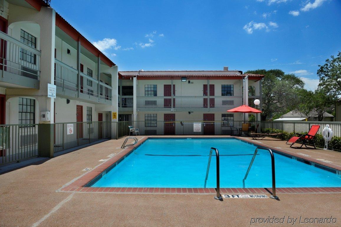 Red Roof Inn North Dallas - Park Central Exterior foto