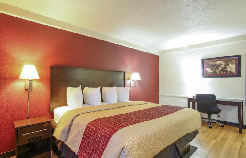 Red Roof Inn North Dallas - Park Central Exterior foto